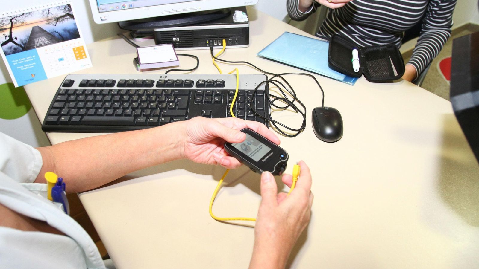 Comprobación de la monitorización de los datos de los pacientes. Comprobación de la monitorización de los datos de los pacientes.