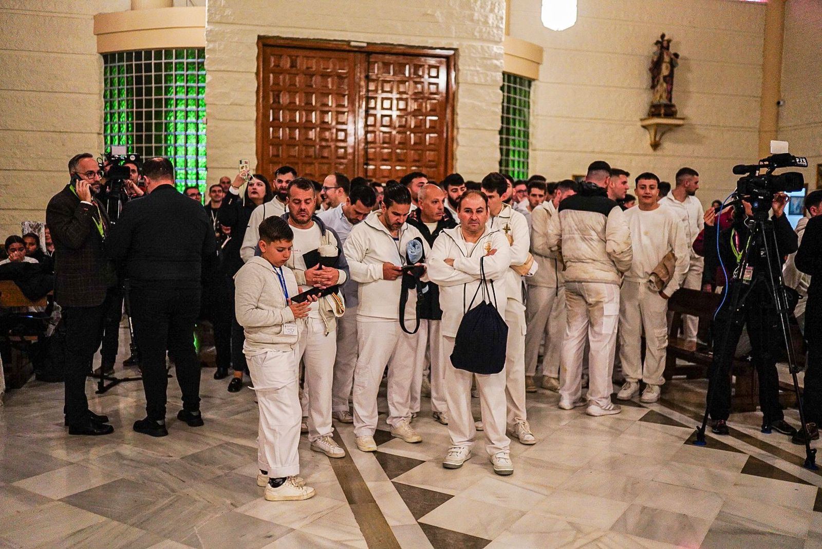 Así se ha vivido el Domingo de Resurrección en los templos en Granada