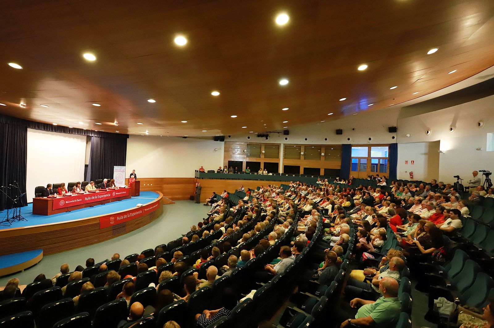 La clausura se celebró en el Edificio Jacobo del Barco.