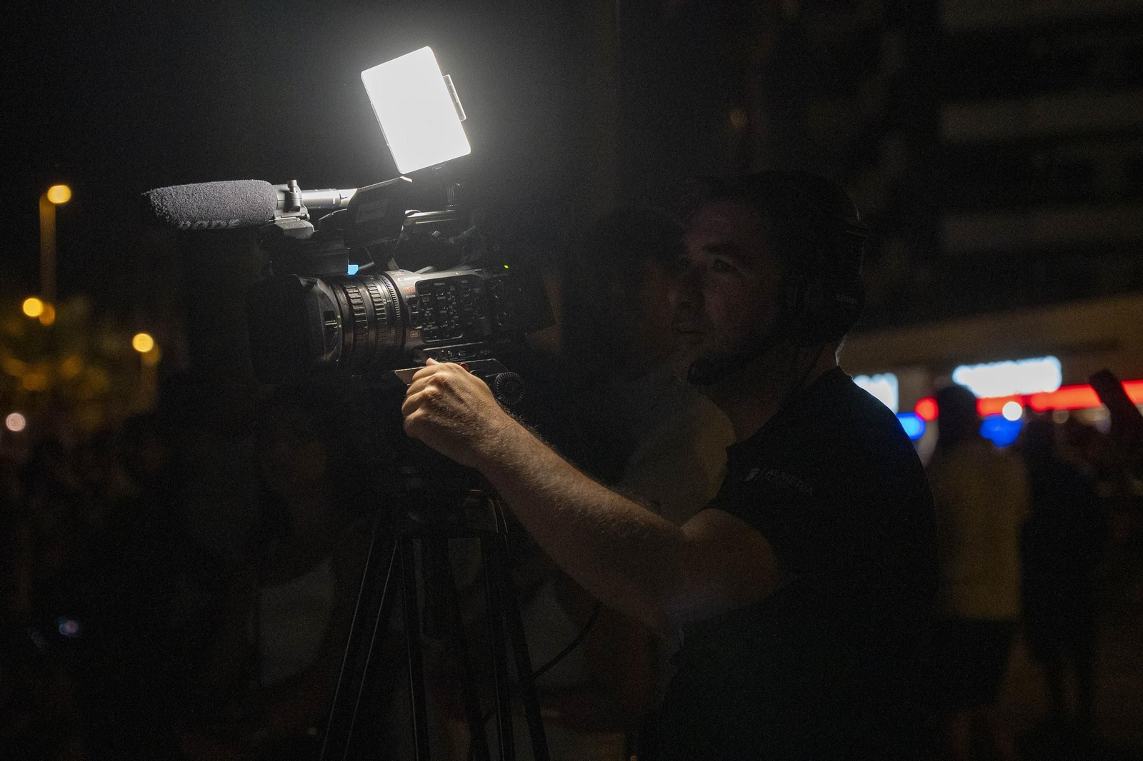 Las mejores imágenes del espectáculo piromusical que da cierre a la feria de Almería