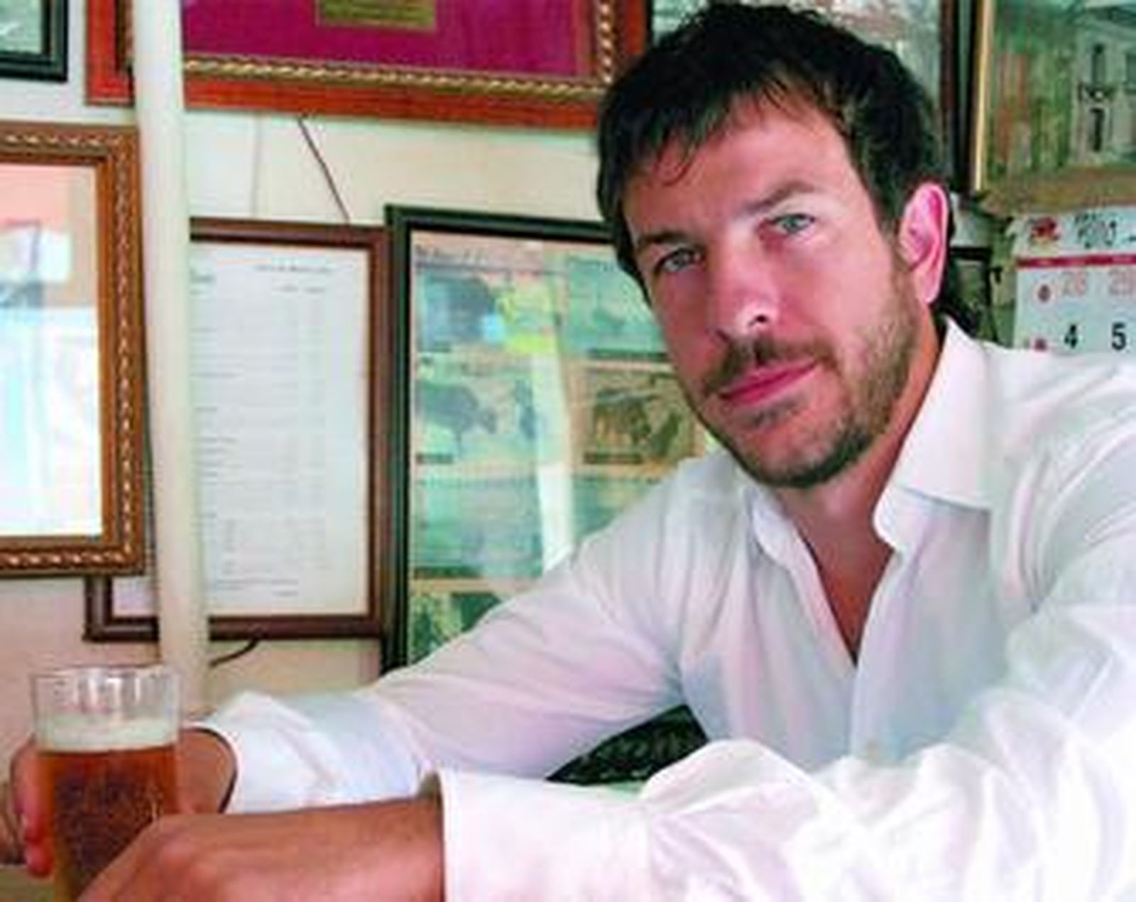 Víctor J. Vázquez, profesor de Derecho, taurófilo y actor ocasional.