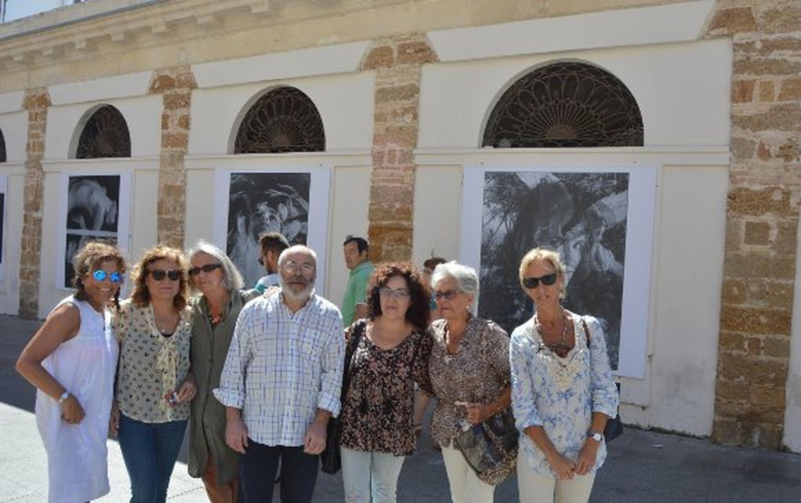 María José Romero, Cristo Temblador, Inma Gutiérrez, Paco Muñoz de Arenillas, Marga Ayllón y Conchita y Mariví Gutiérrez.

Foto: Ignacio Casas de Ciria