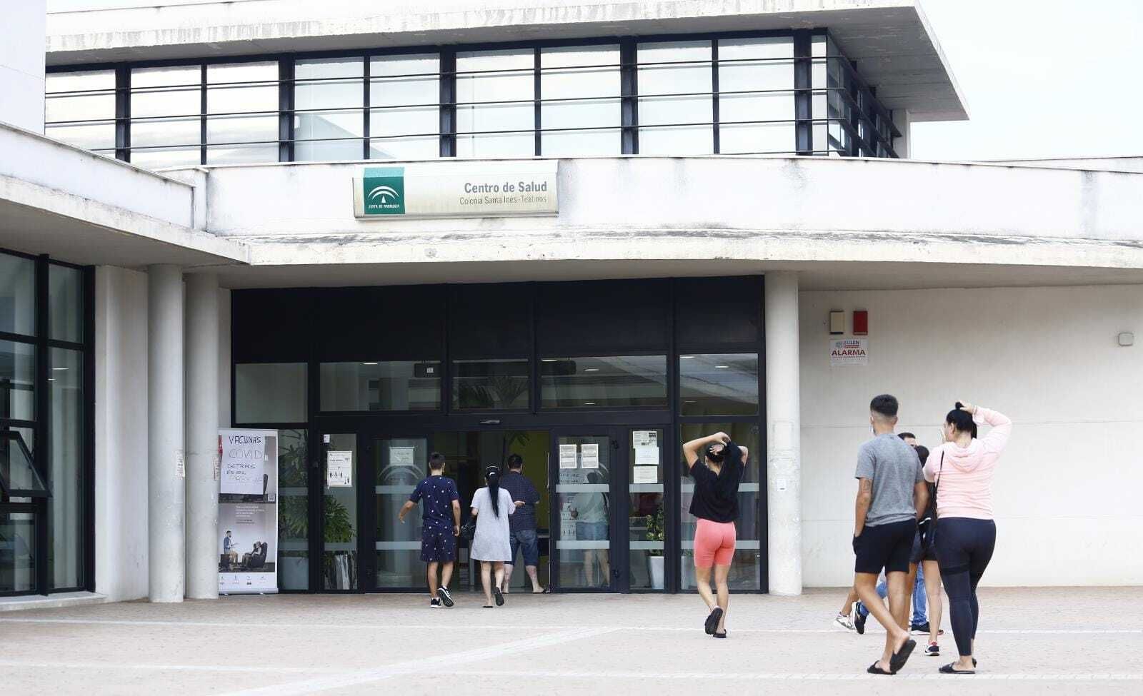Centro de salud de Teatinos, este viernes.
