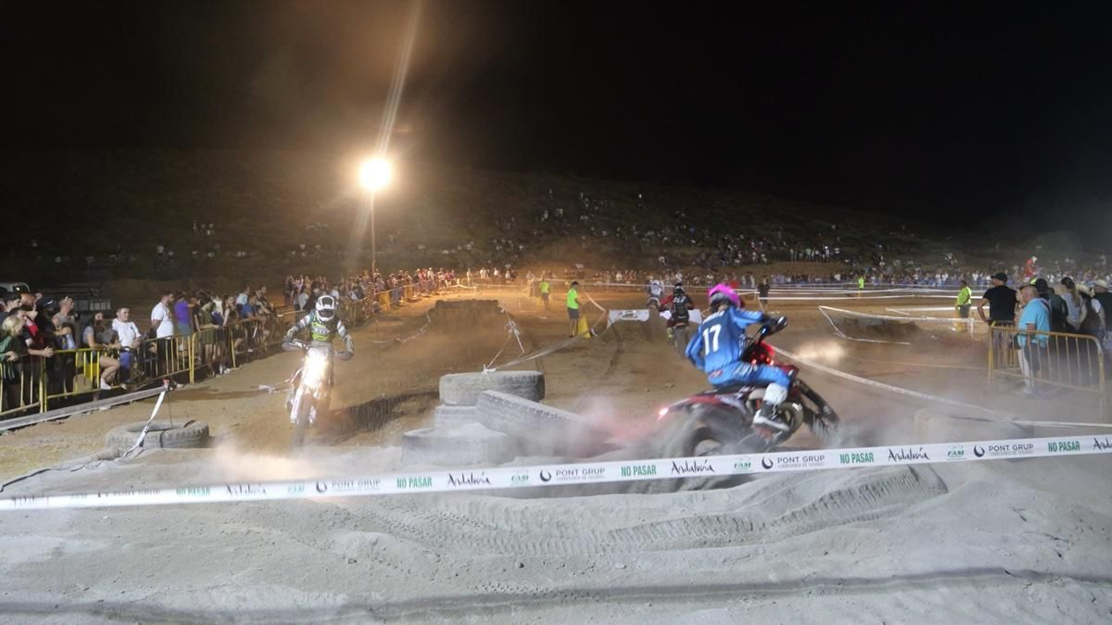 Campeonato de Enduro Indoor en Berja.