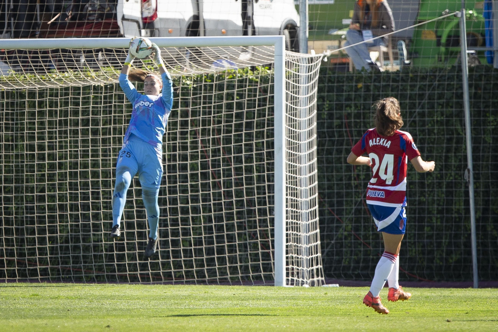 Las mejores imágenes del derbi Granada CF Femenino-Real Betis