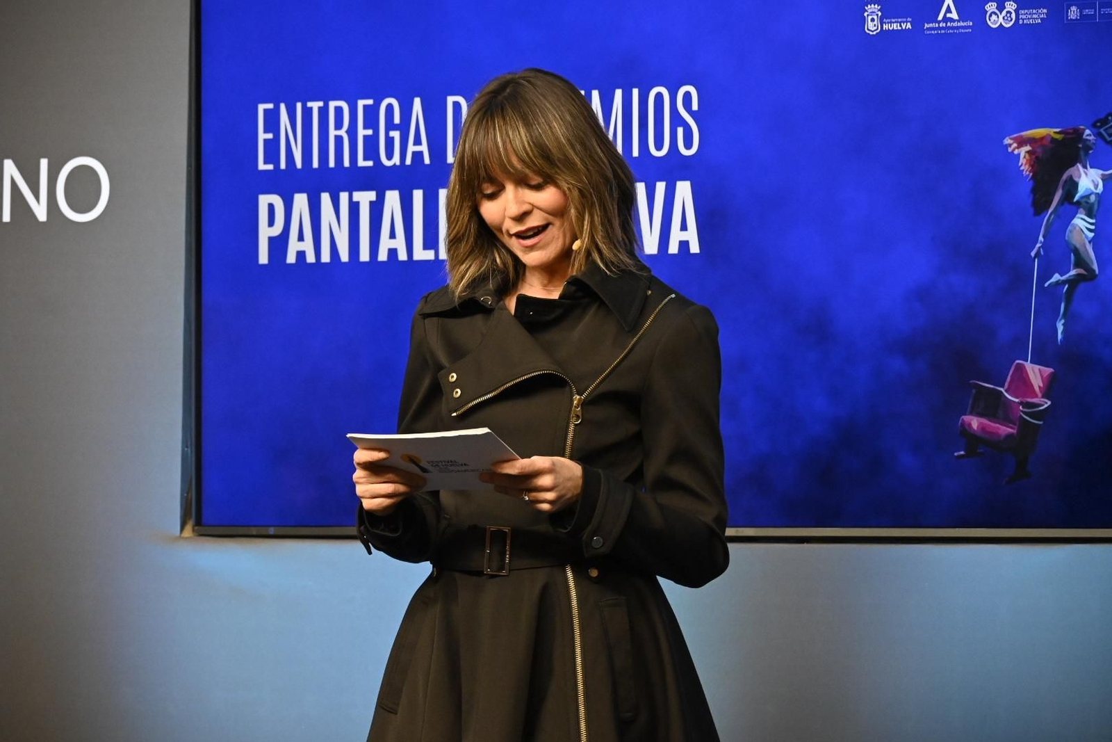 Imágenes de la entrega de los premios a los cortometrajes ganadores de la Sección Pantalla Huelva