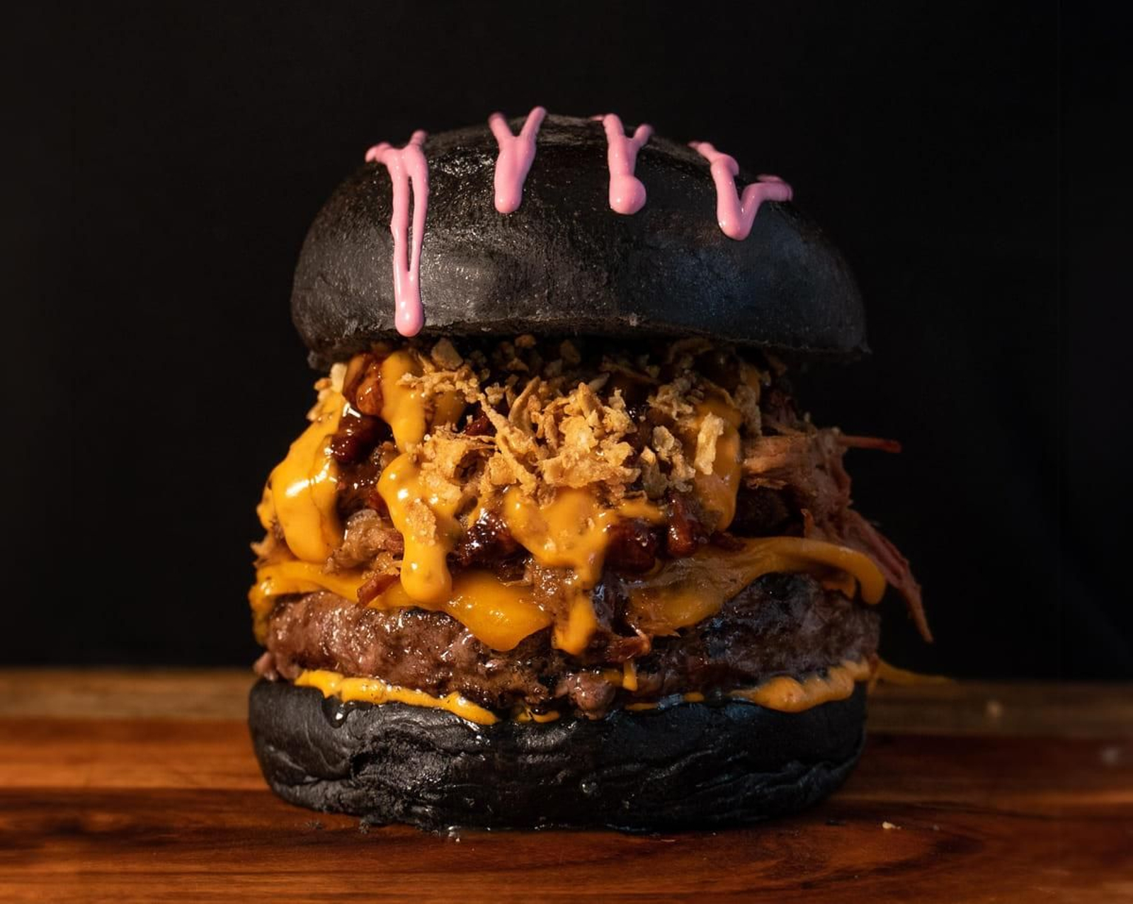Black Queen - Vacarnal Burger