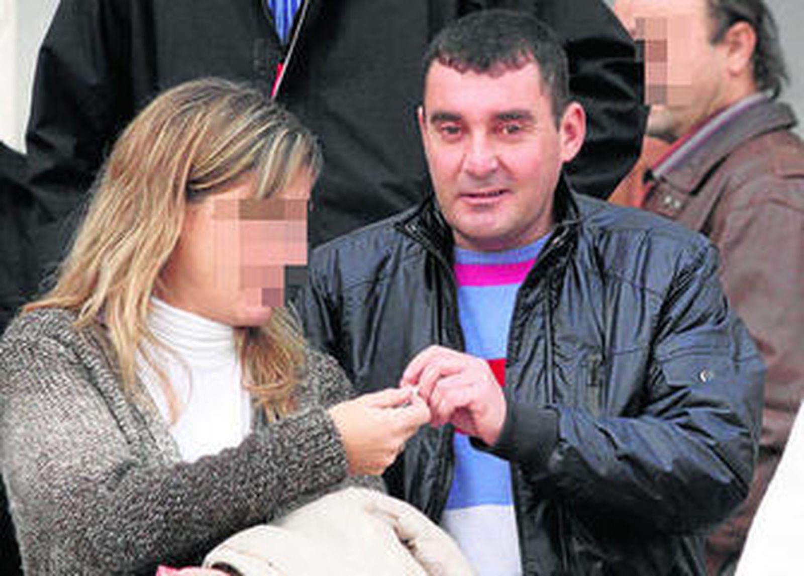 El acusado, ayer, a la salida de la Ciudad de la Justicia.