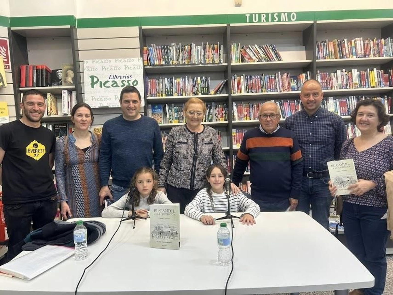 Presentación de 'El Candil de la Fuentecica' en la Librería Picasso de Albox.