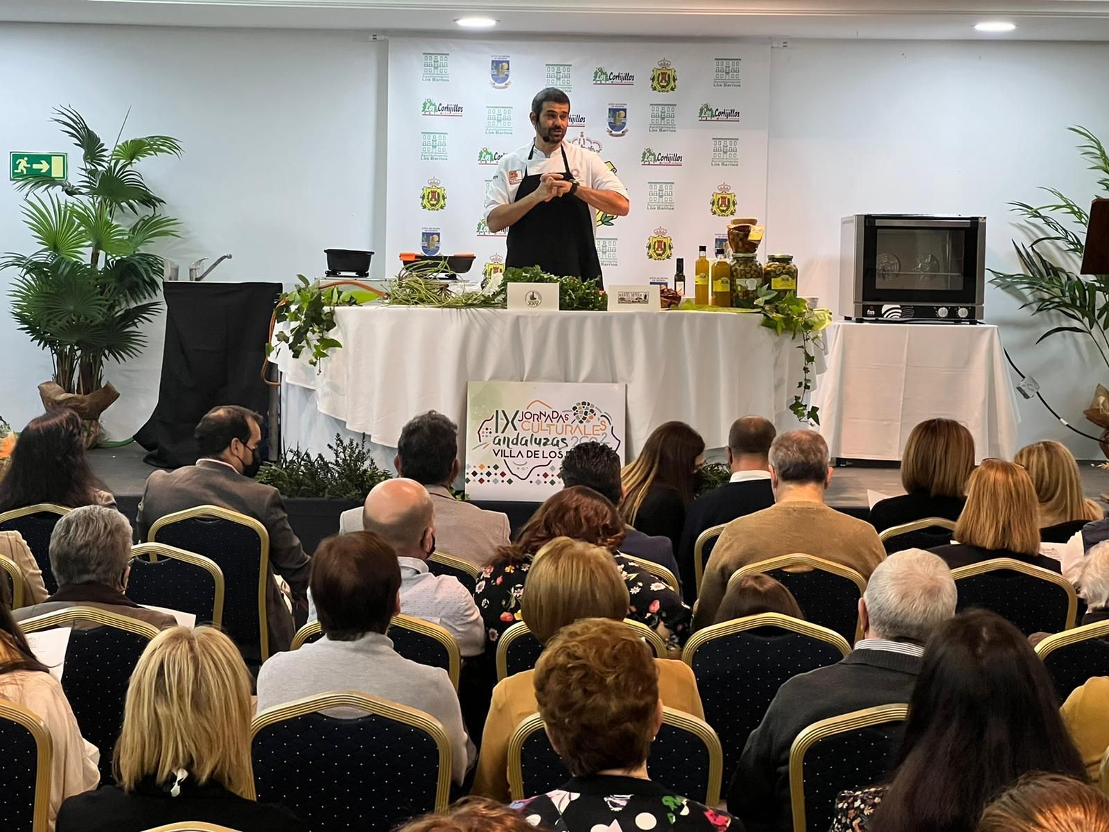 El cocinero Enrique Sánchez, durante su conferencia.