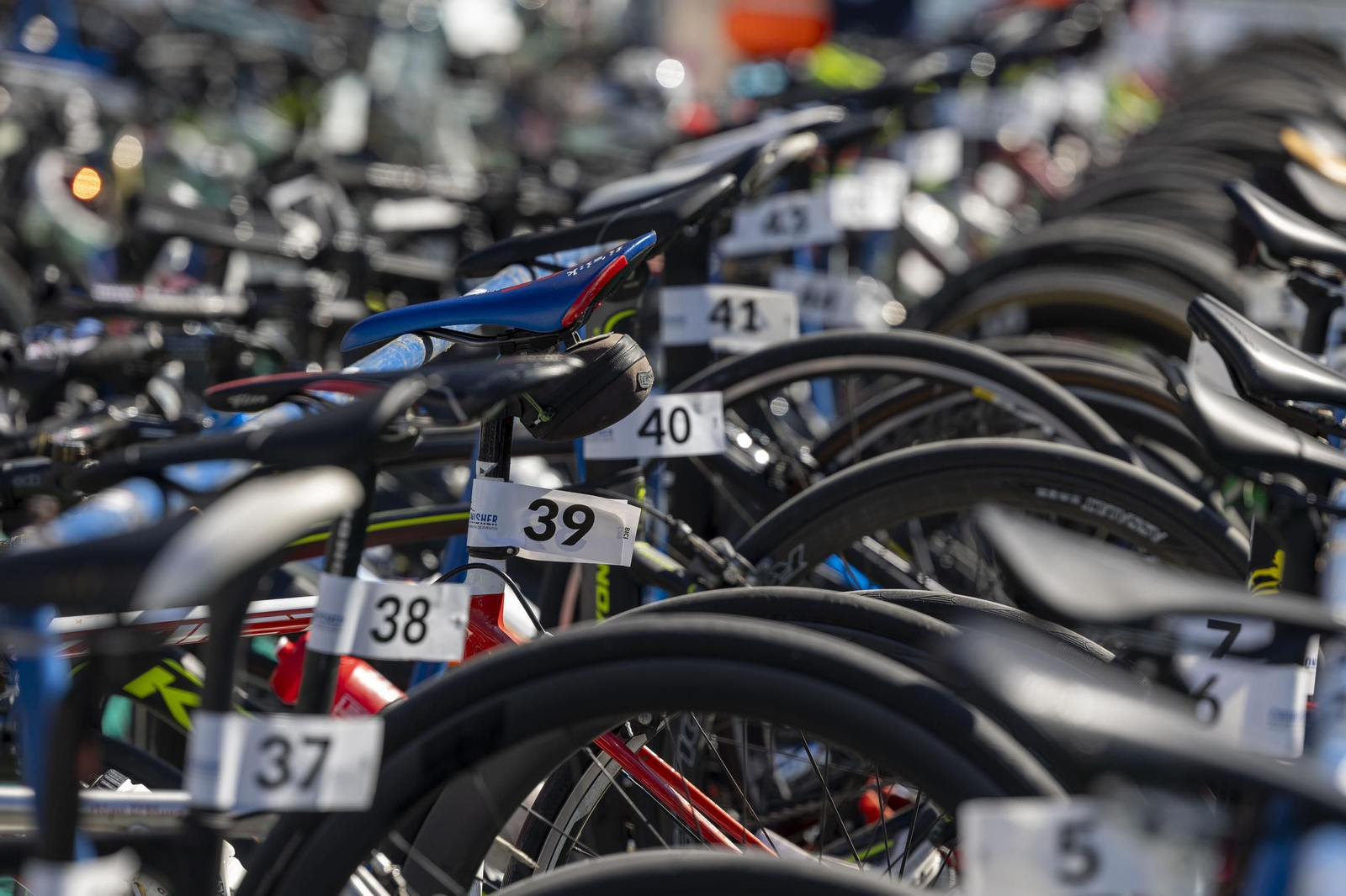 Búscate en las imágenes del Triatlón Hércules Cádiz