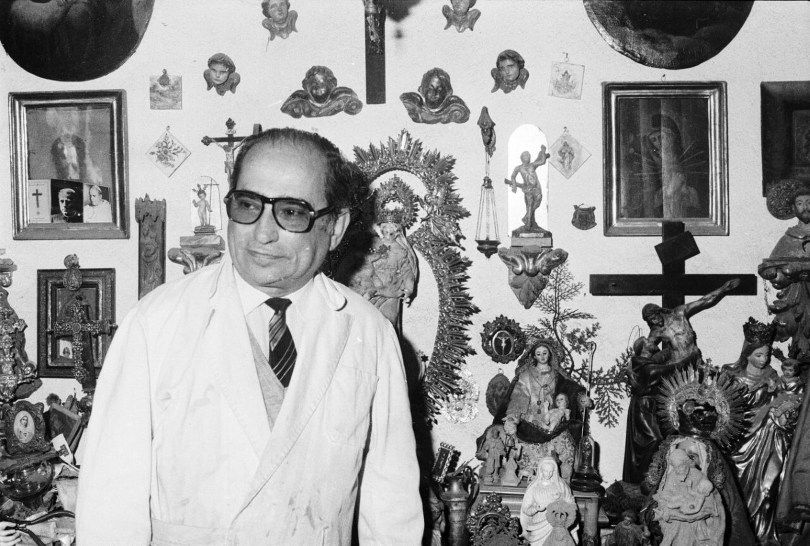 Manuel Domínguez, en su taller.