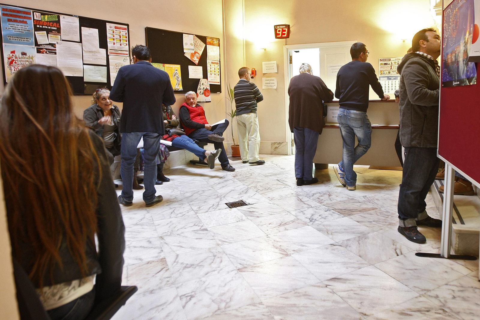 La oficina de recaudación del Ayuntamiento de Cádiz, en una imagen de archivo.