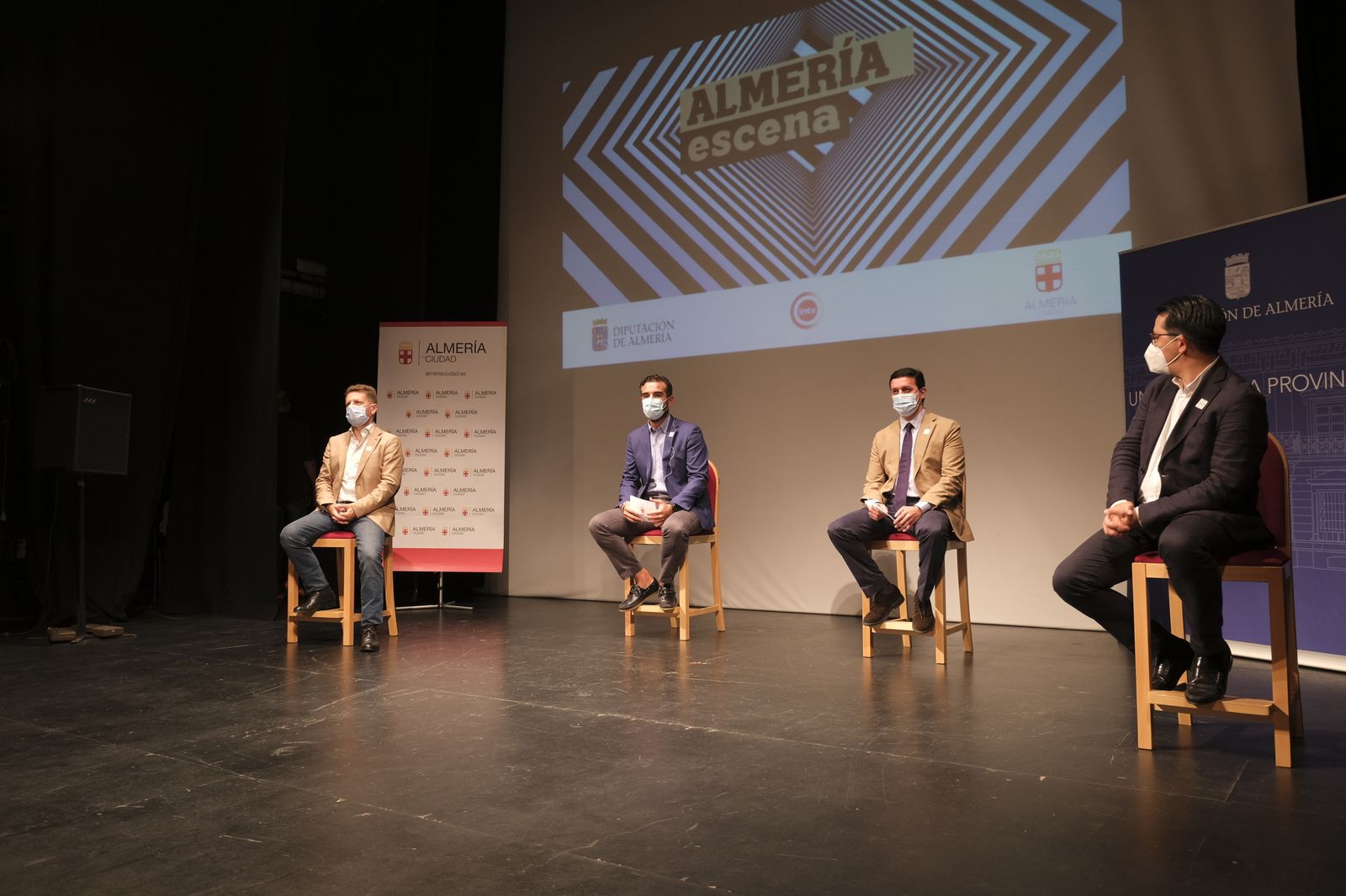 Presentación del programa de Interalmería TV "Almería Escena"