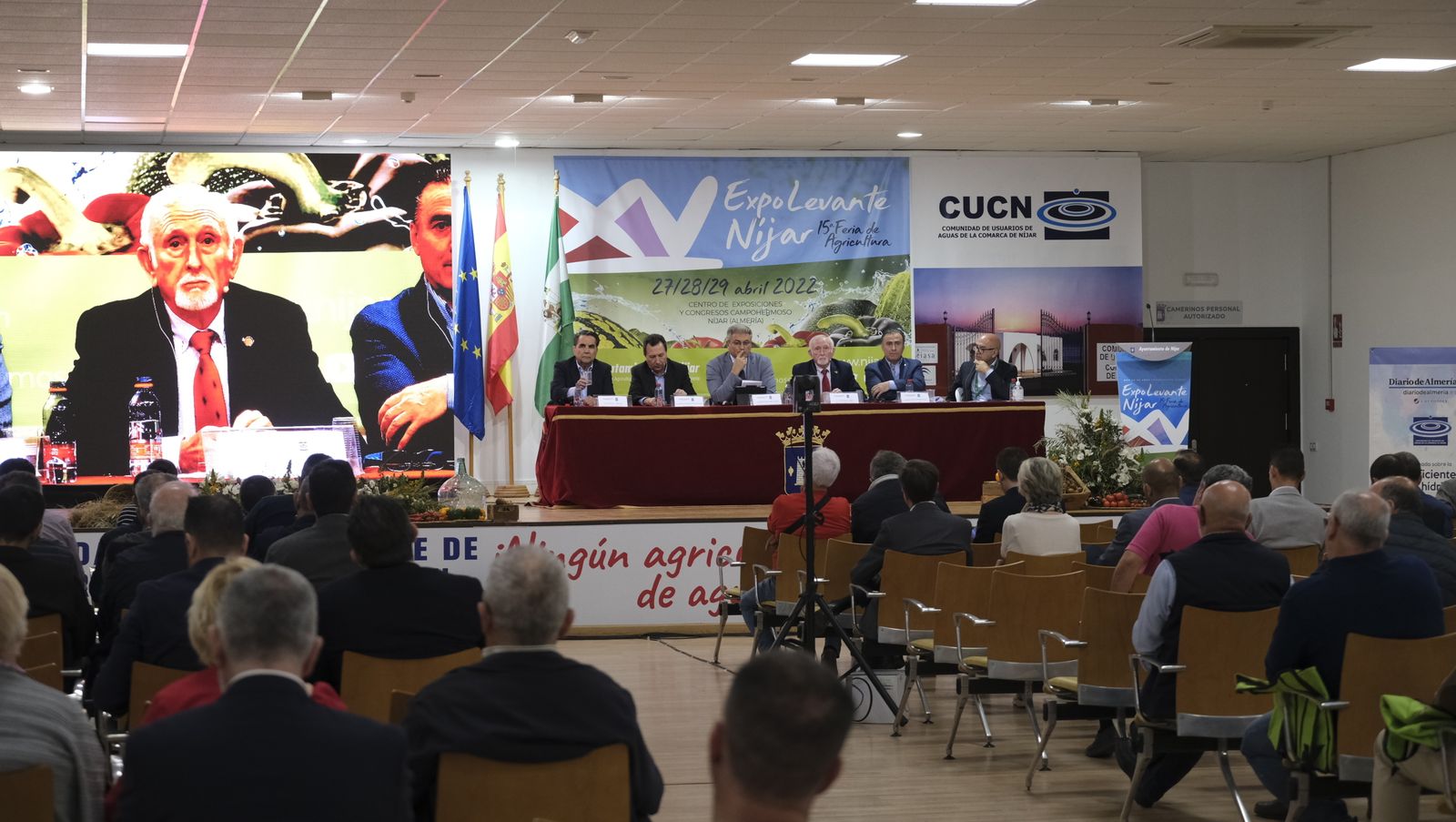 Imágenes de las jornadas de la CUCN sobre el agua en la Expolevante de Níjar.