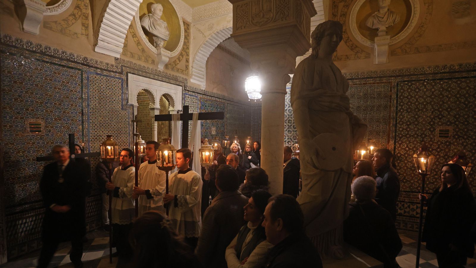 El vía crucis de la Pía Unión en la Casa de Pilatos.