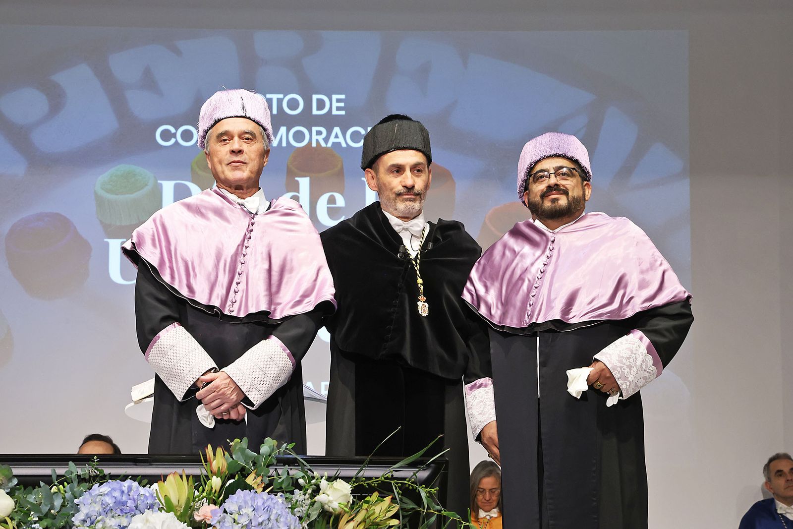 Fotografías de la investidura de los nuevos doctores y doctoras en el acto del 3 de marzo de la universidad de Huelva