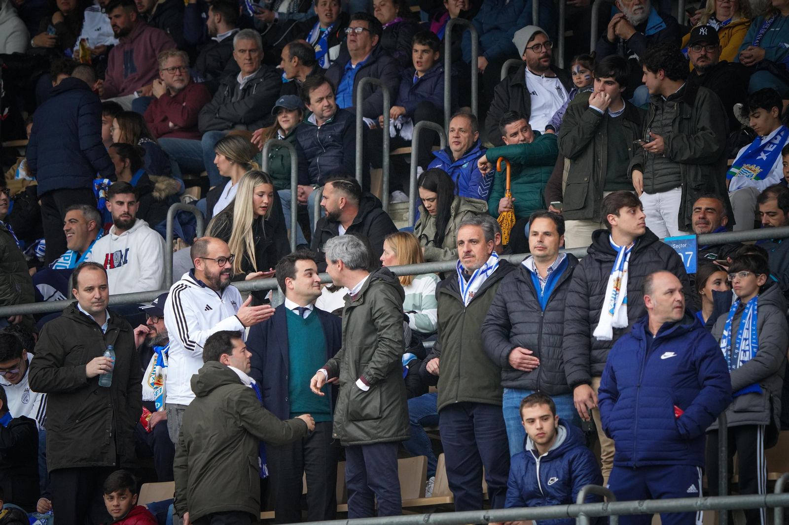 Búscate en el partido del Xerez CD - Cabecense