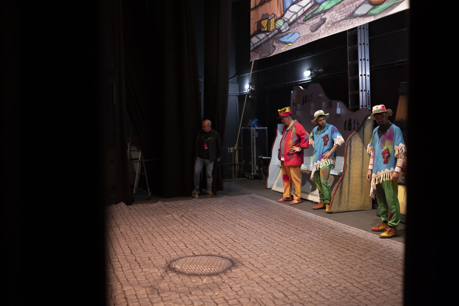 Imágenes de la actuación de la comparsa de Huelva "Los garrapatas" en el Carnaval Colombino