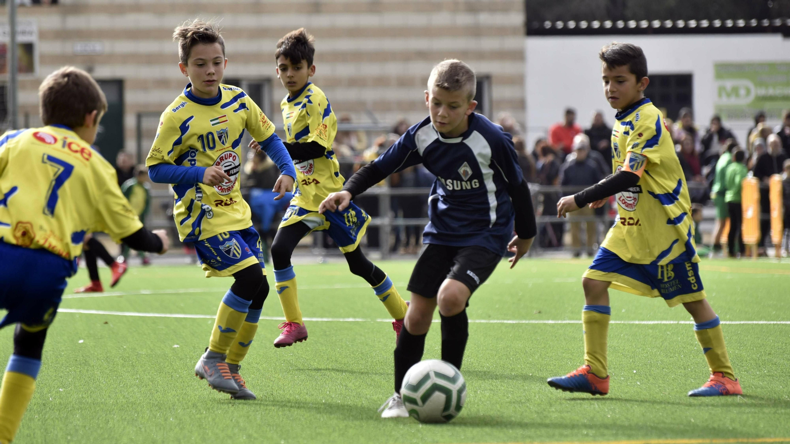 Las mejores fotos del XII Torneo de Navidad de futbol base AD Taraguilla