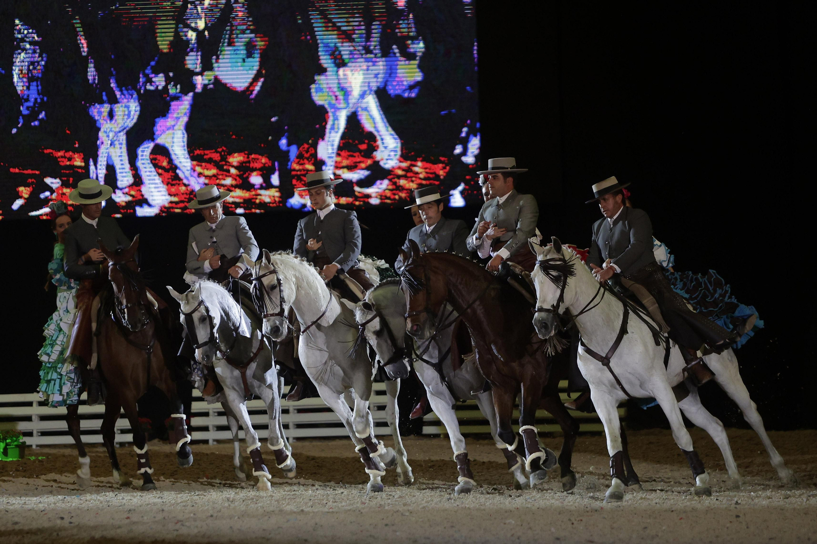 Las imágenes del espectáculo de  SICAB 2022