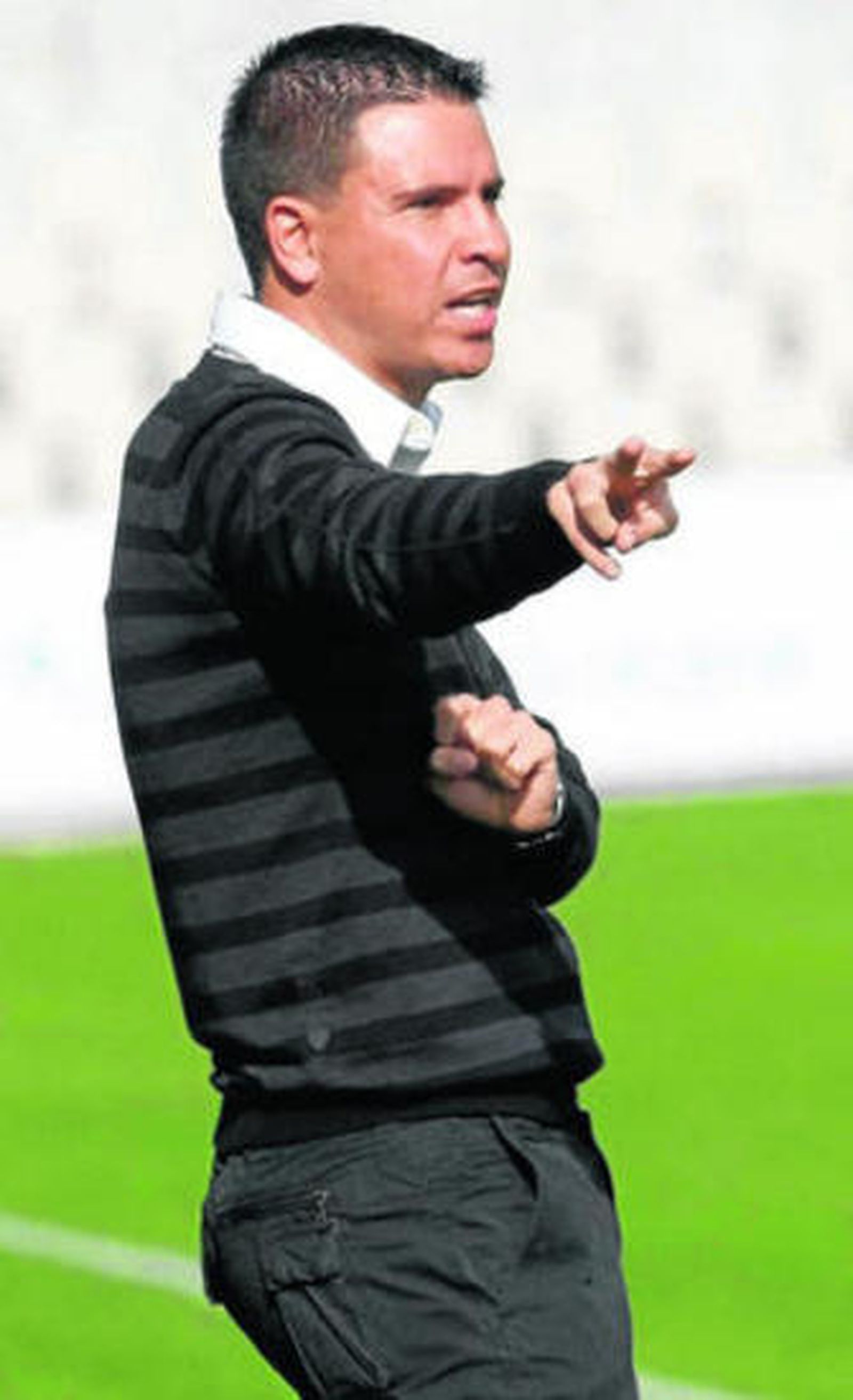 Sergio Lobera, durante un partido de esta temporada en Terrassa.