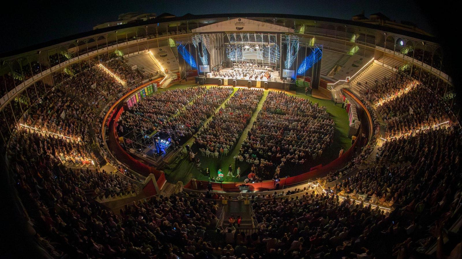 Concierto inaugural de la Bienal de Flamenco en la Plaza de Toros de Granada