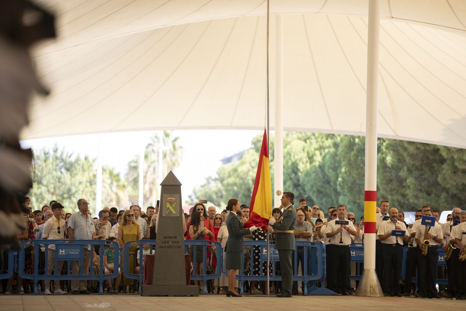 Imágenes de los actos de celebración de la festividad de la patrona de la Guardia Civil, la Virgen del Pilar.