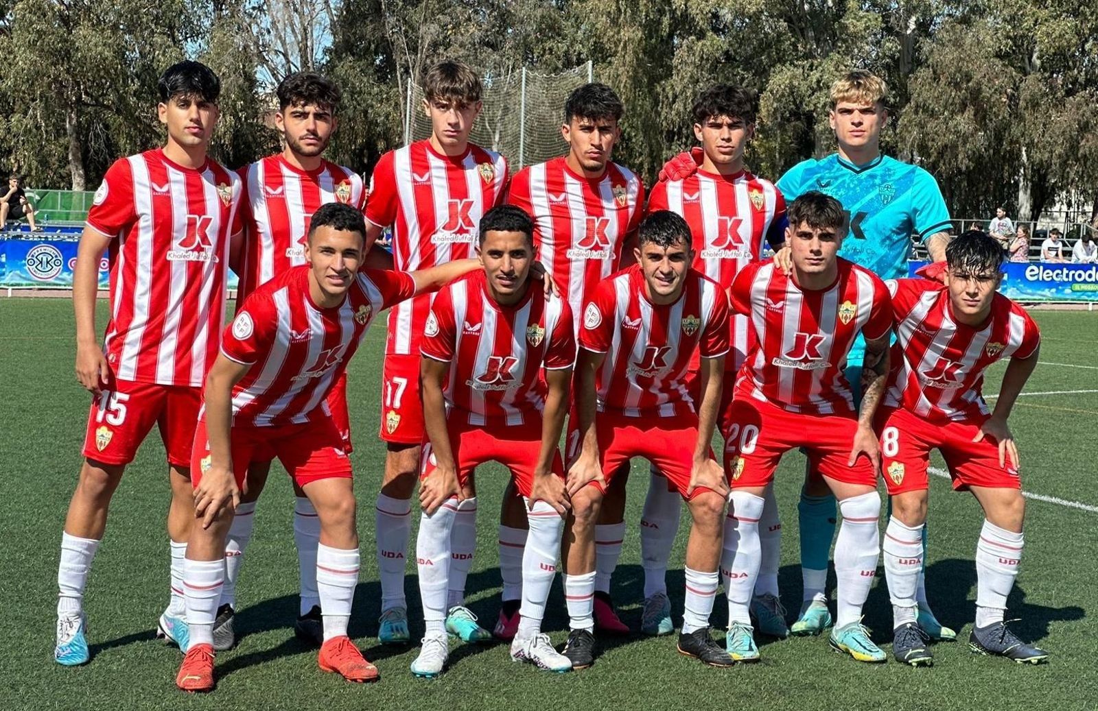 Once rojiblanco en el partido disputado contra el San Roque Balompié.