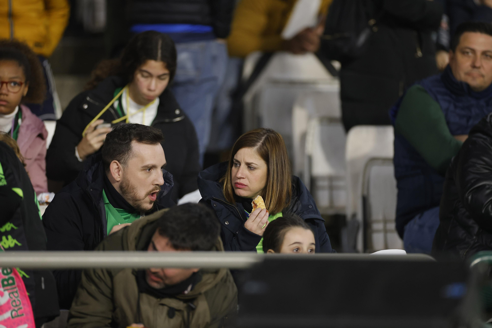 Búscate en las fotos del Betis-Celta