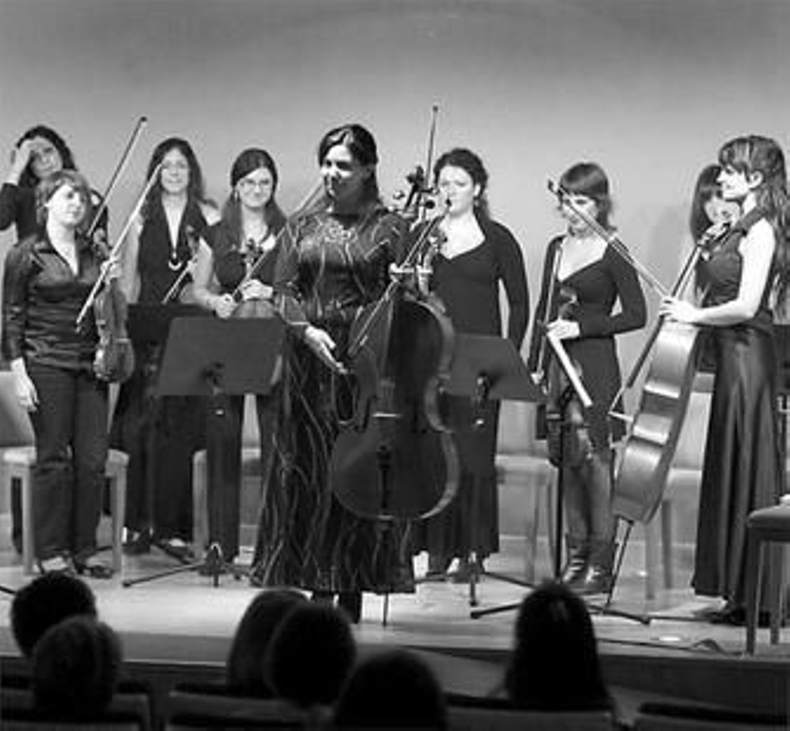 La orquesta Almaclara, ayer en Filosofía y Letras.