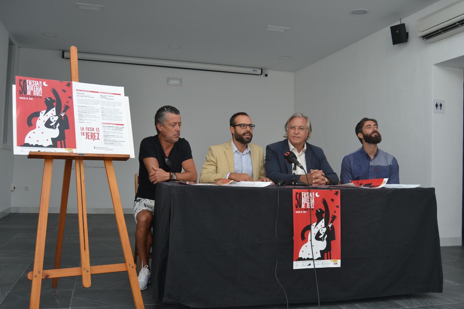 Un momento de la presentación ayer en San Fernando de la Fiesta de la Bulería.