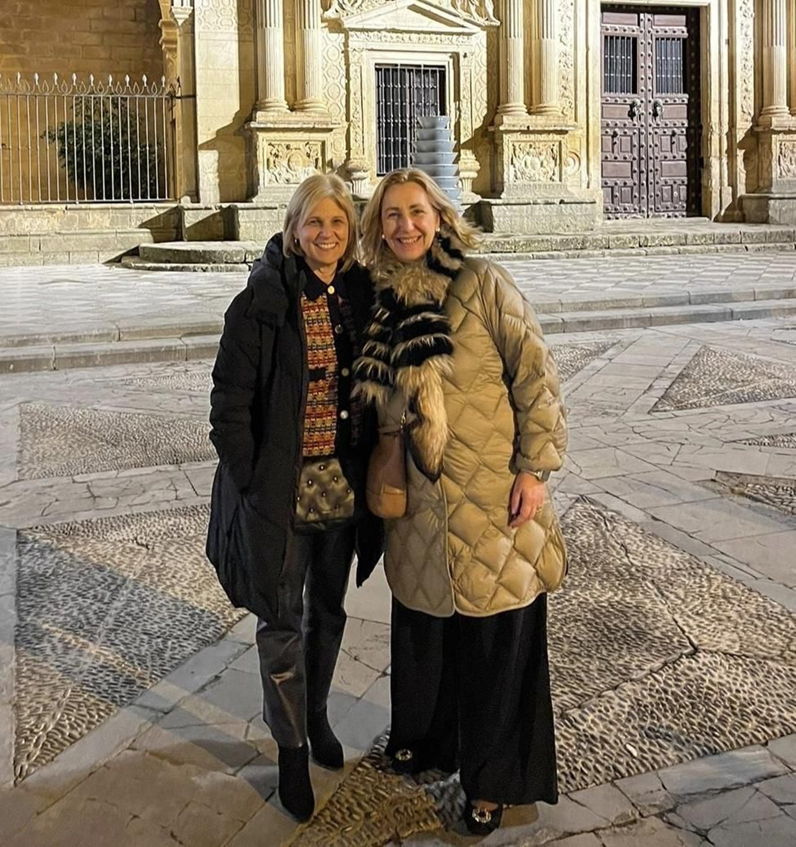 María José García-Pelayo y Silvia Valmaña.