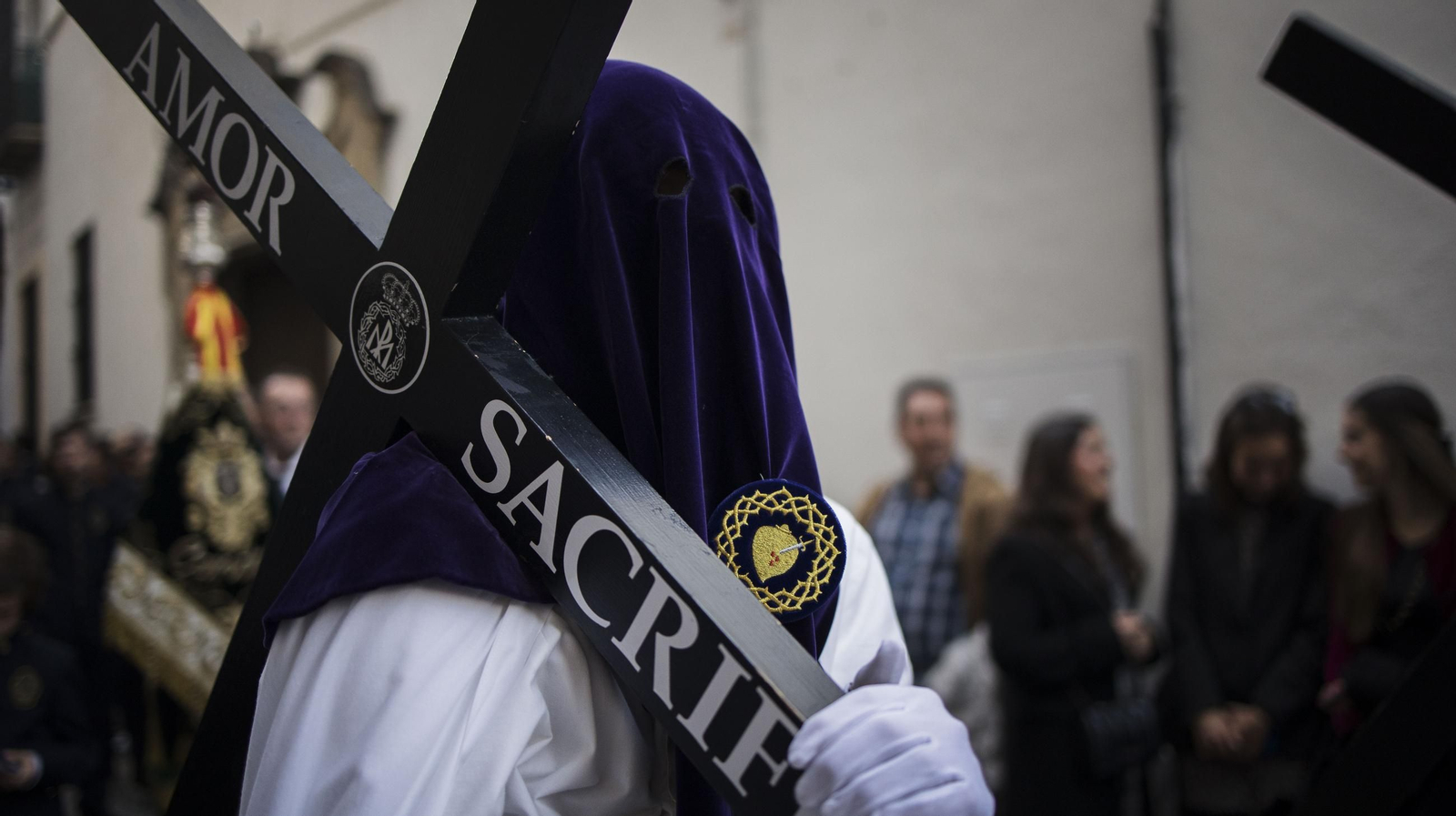 Imágenes de la Hermandad de El Mayor Dolor en el Jueves Santo de Jerez 2025