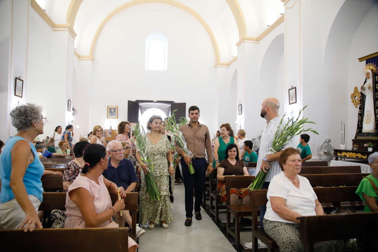 La Subida del Agua de las fiestas de Mojácar, en imágenes