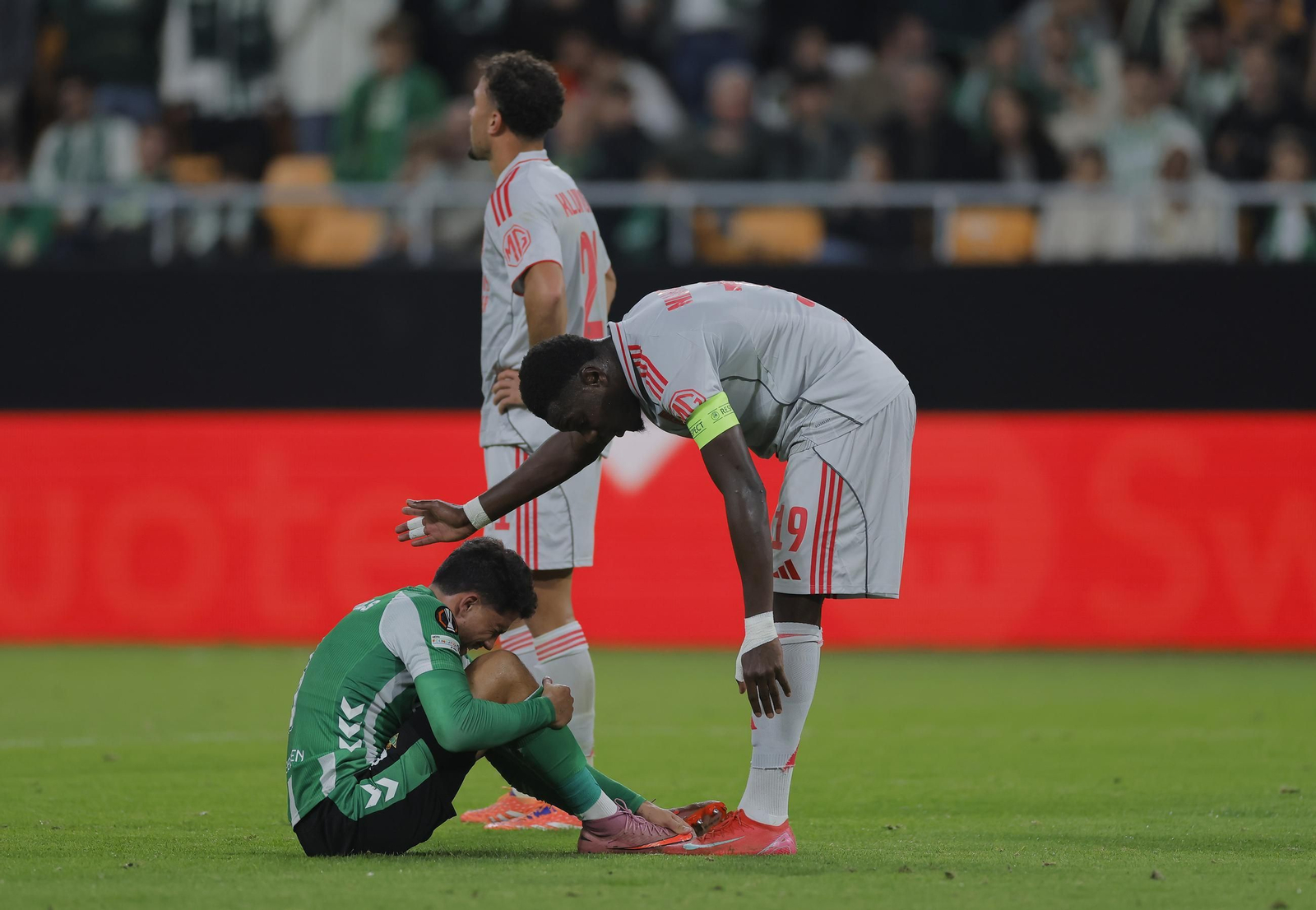 Las fotos del Betis - Olympique Lyonnais