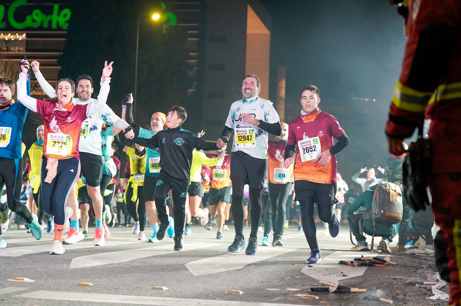 En imágenes: búscate en tu llegada a meta de la Carrera de San Antón 2026 (13)