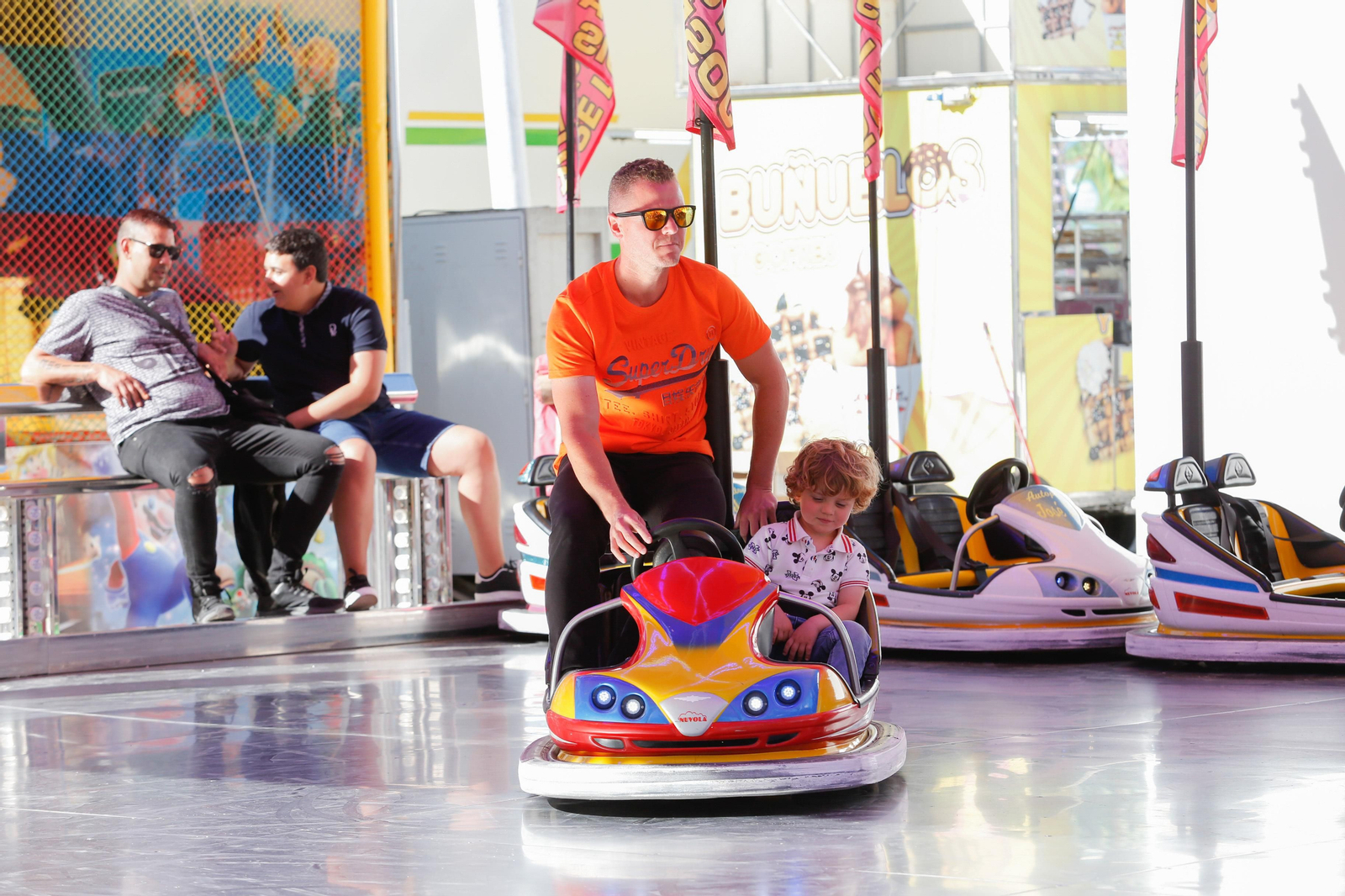 Búscate en las fotos del jueves en la feria de Los Barrios