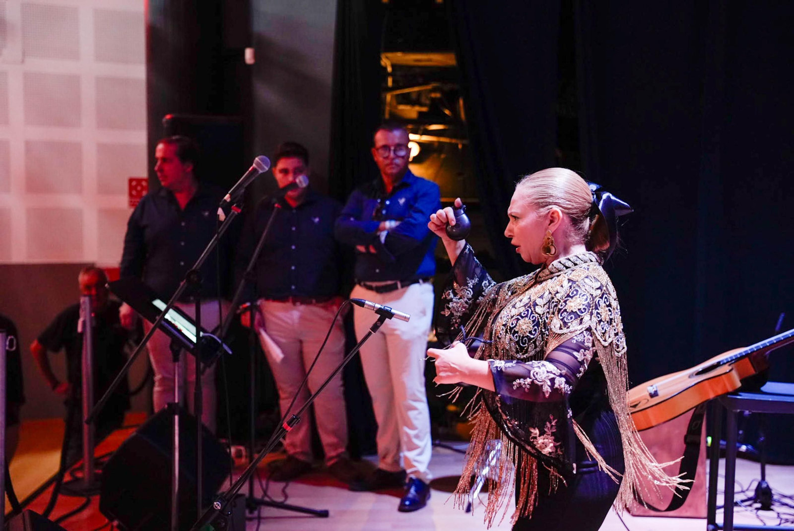 La final del concurso de sevillanas en la Lola