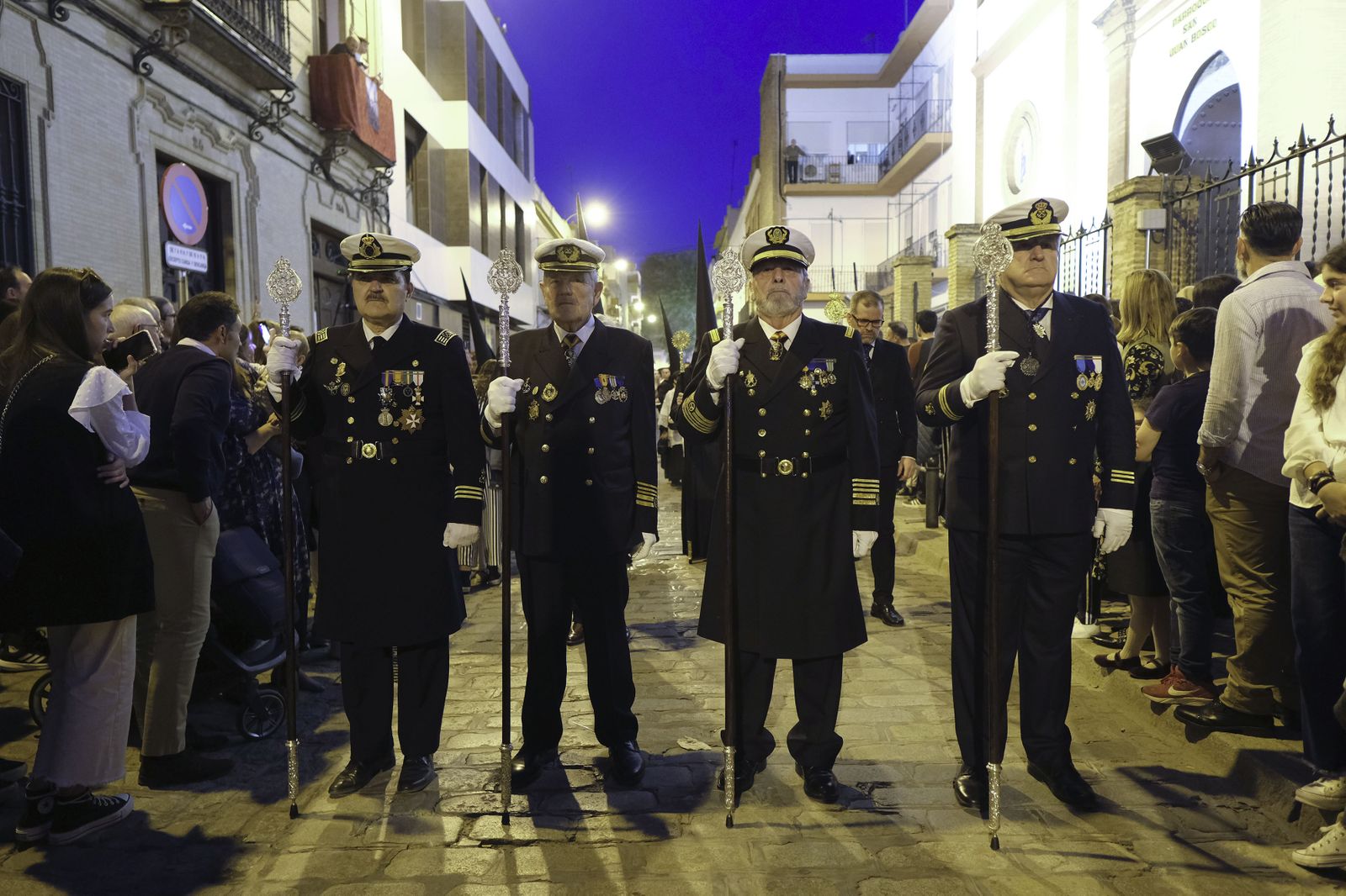 Las imágenes de la Hdad. de Pasión y Muerte (Triana) en la Semana Santa de Sevilla 2024