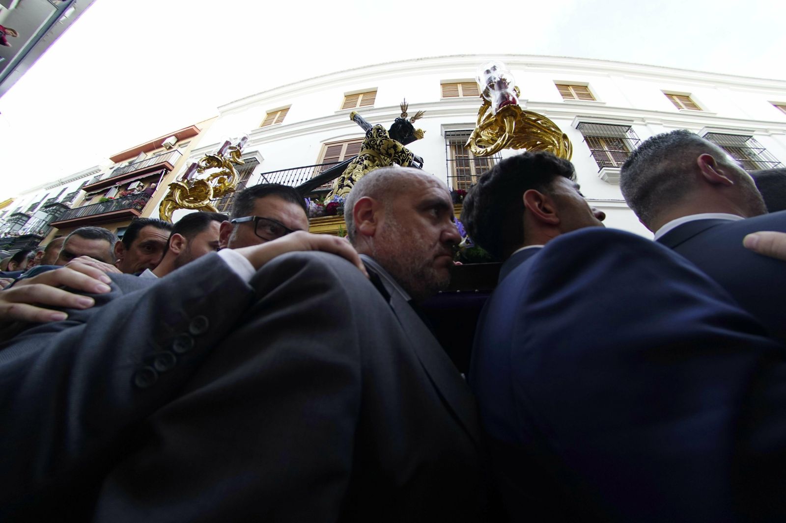 Las imágenes del Vía Crucis de las Hermandades 2020