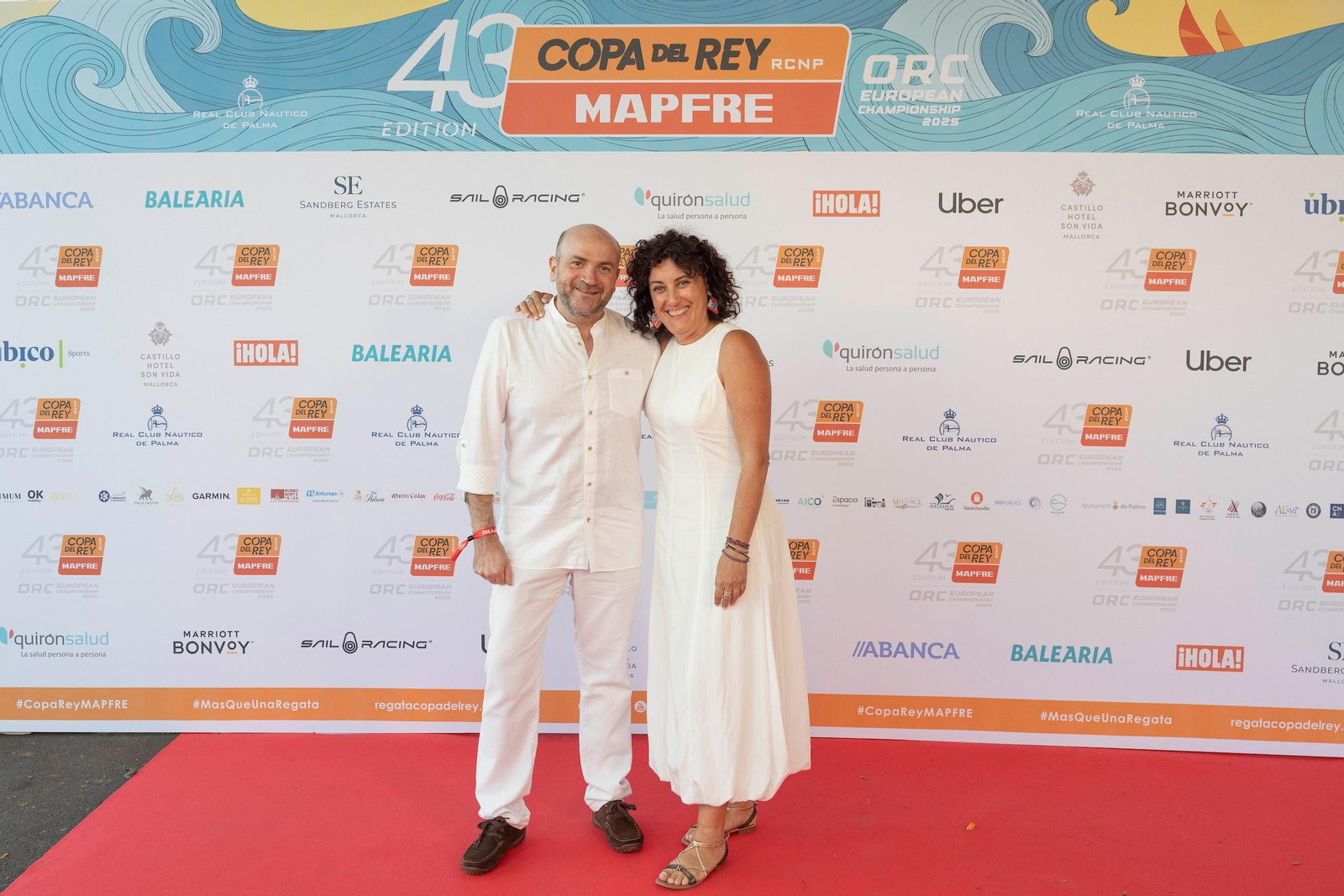 Búscate en el Cóctel de Blanco de la Copa del Rey Mapfre de vela
