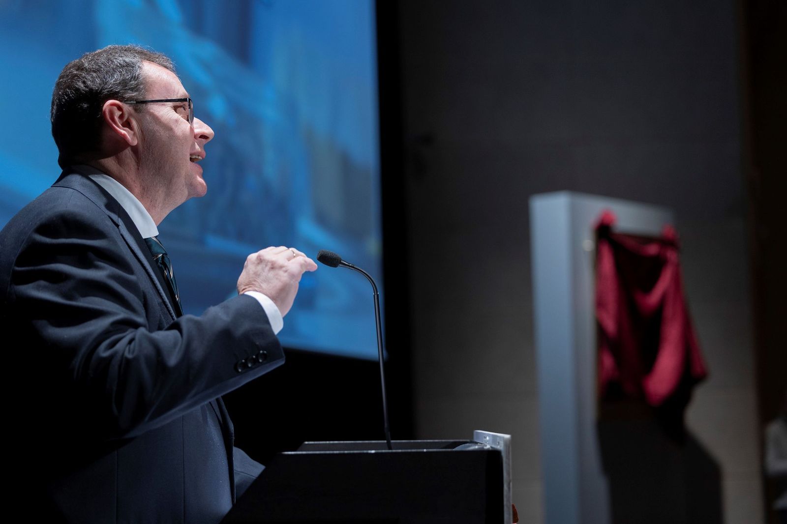La presentación del cartel de la Semana Santa de San Fernando, en imágenes