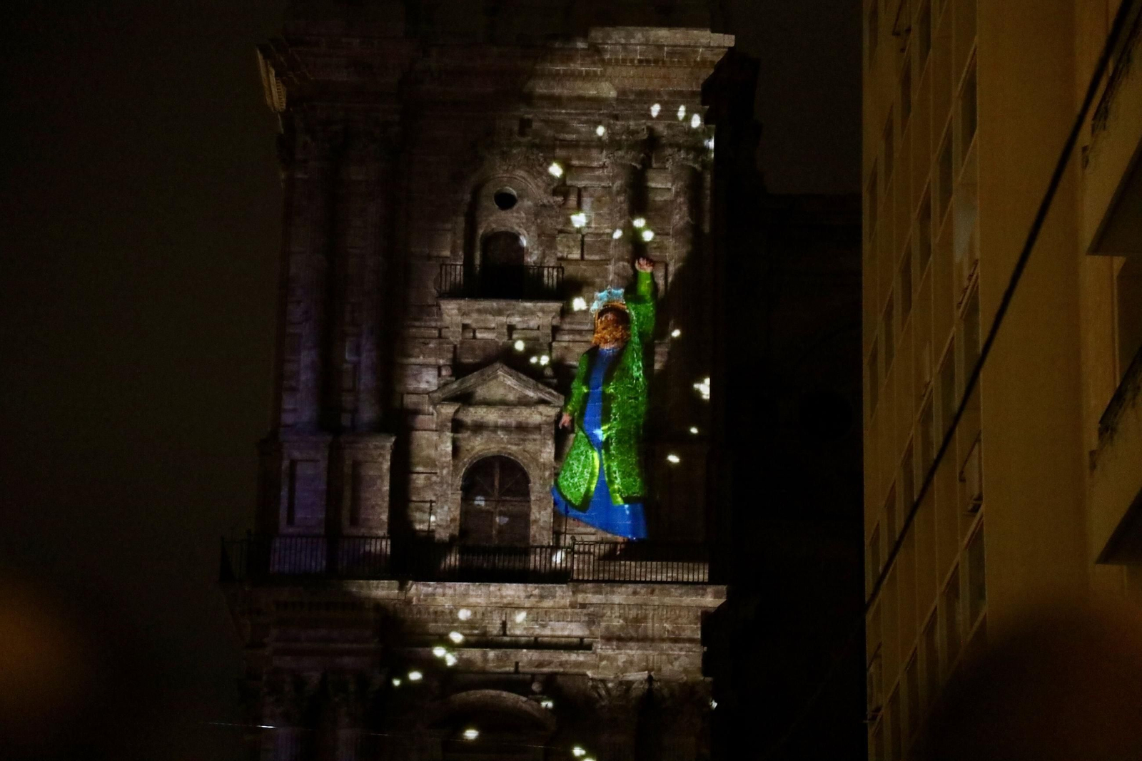 El 'video mapping' navideño de la Catedral de Málaga, en fotos