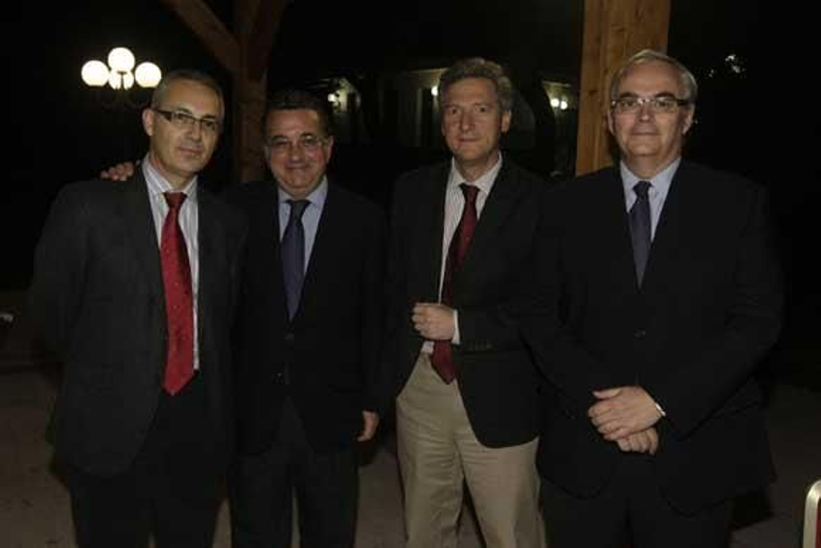 Juan Lozano, concejal de puerto, Alejandro López, Rafael Olivares y Eduardo Villalba, de la APBA./Fotos:Erasmo Fenoy

Foto: Erasmo Fenoy