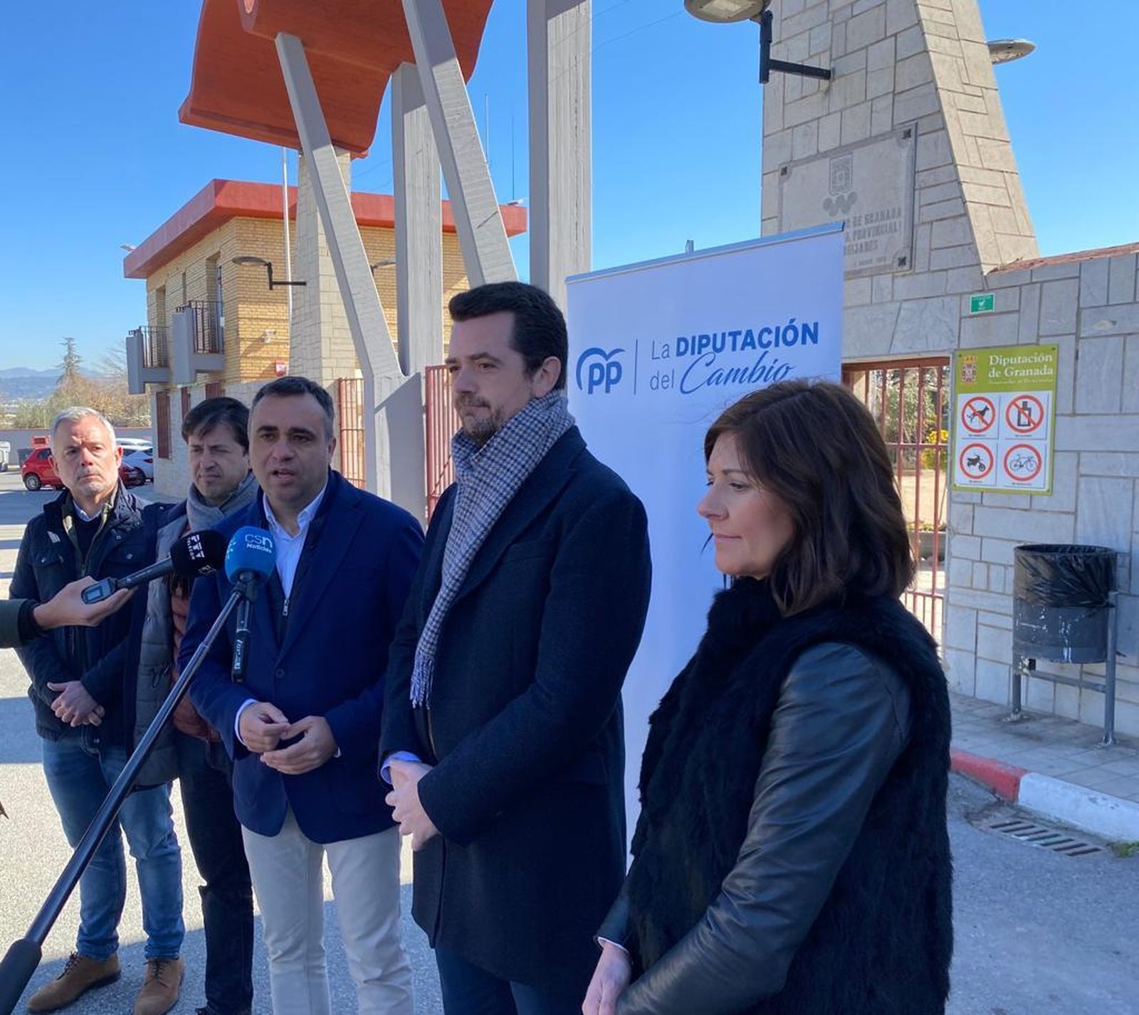 El PP propone construir una  piscina olímpica en la Ciudad Deportiva de  Armilla