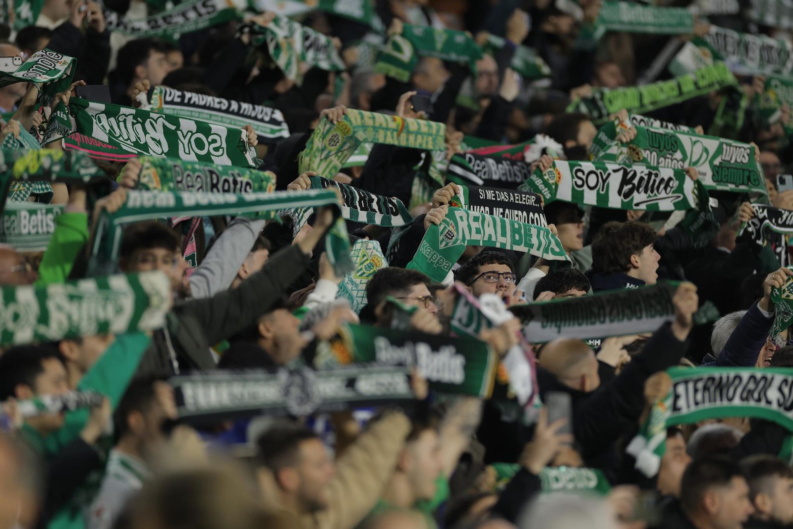 Búscate en las fotos del Betis - Real Sociedad