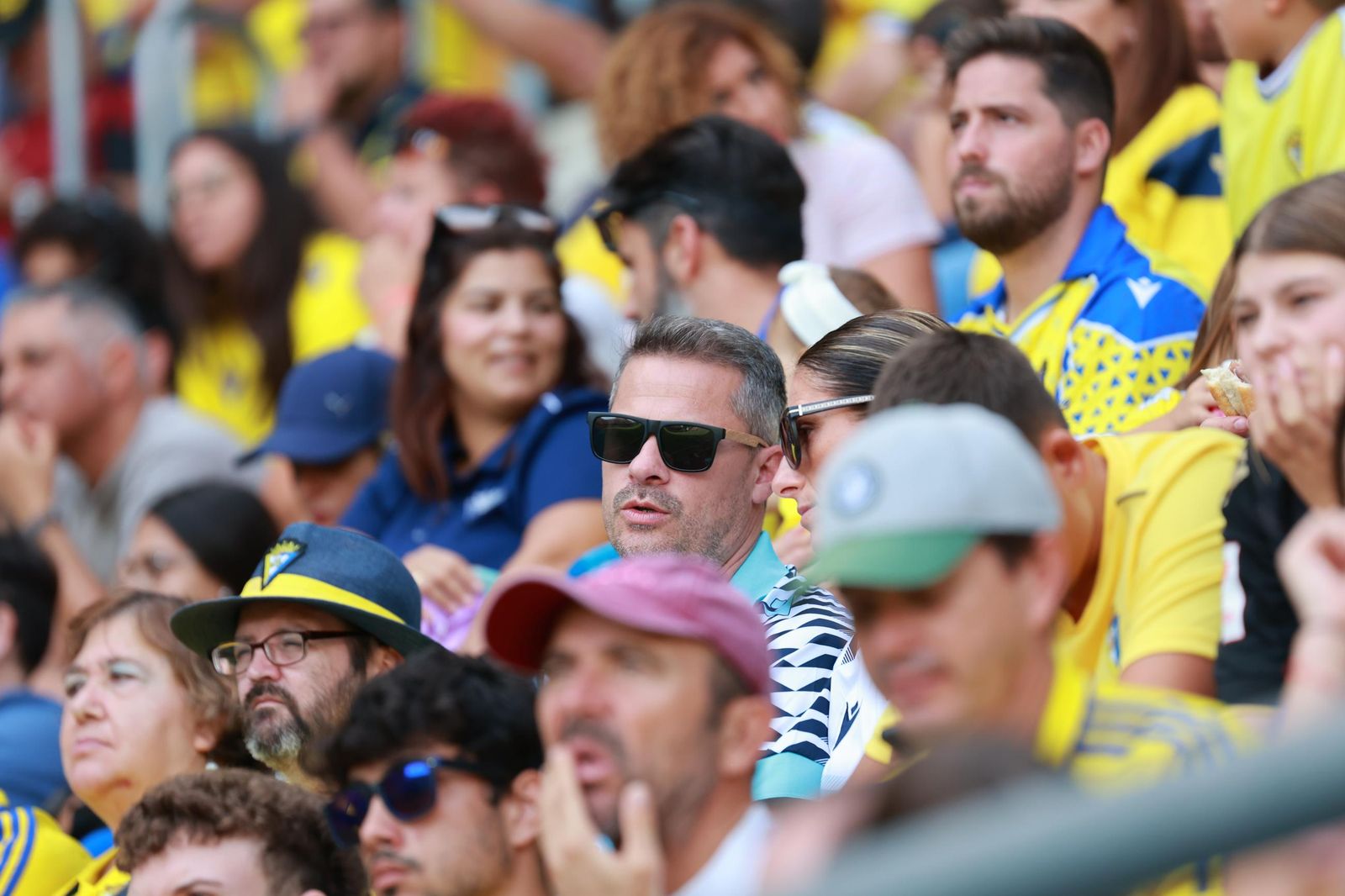 Búscate en las imágenes del Cádiz CF - Racing de Santander