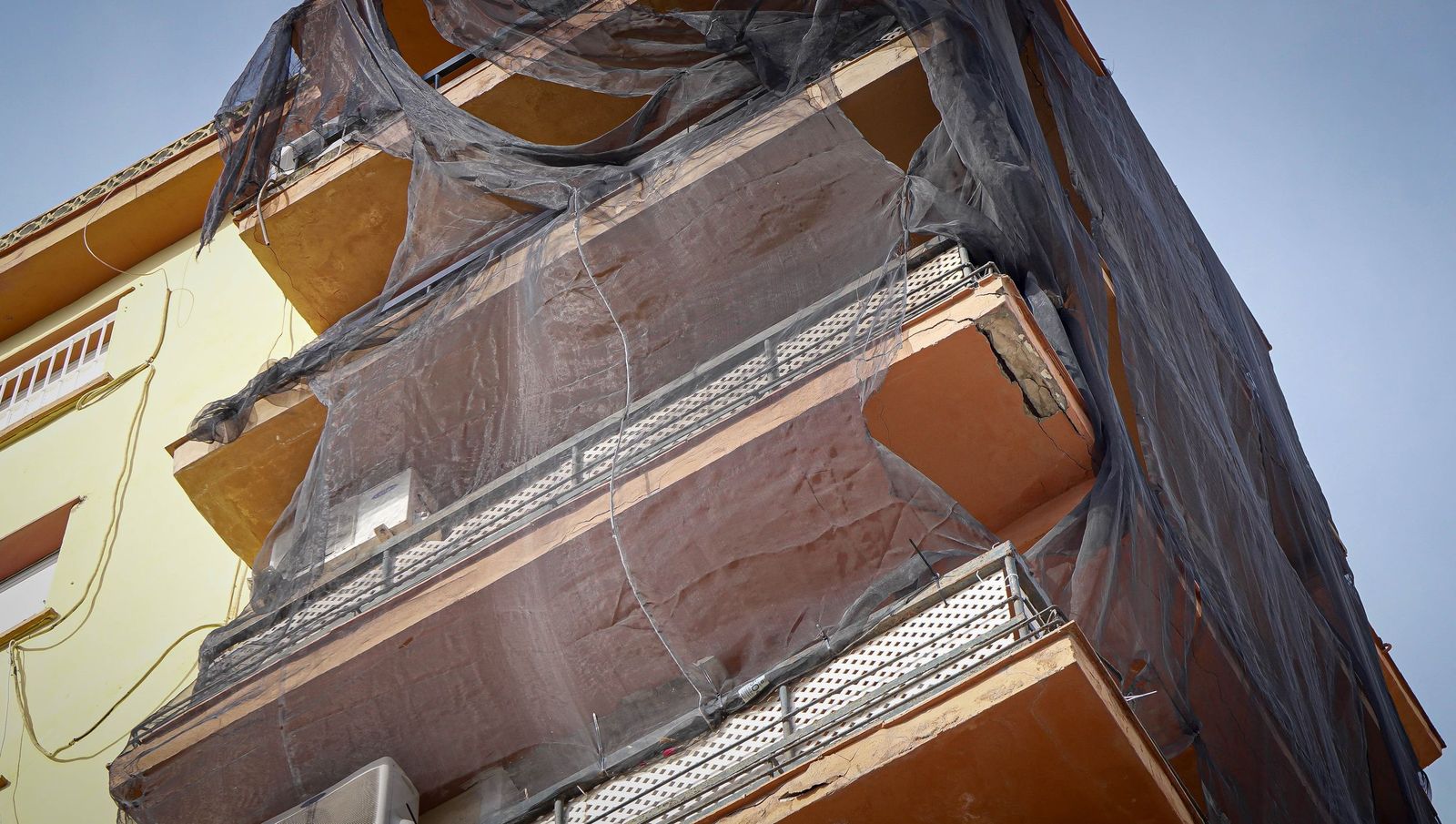 Icovesa, una barriada de Jerez "en la UCI"