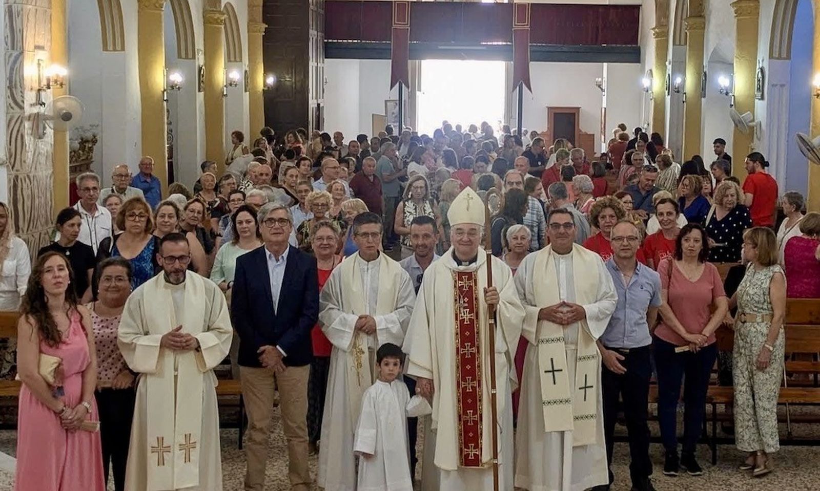 El obispo de Almería participó en este evento multitudinario.